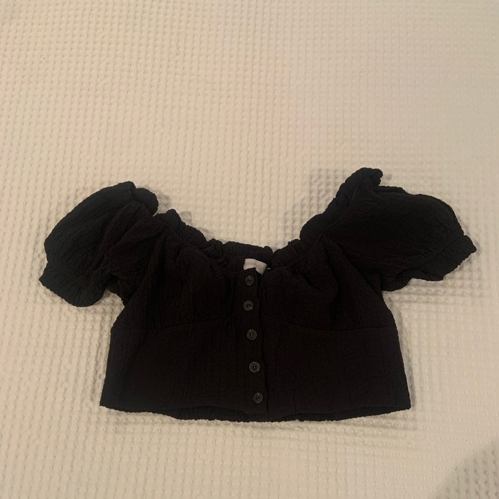Black crop top, size small